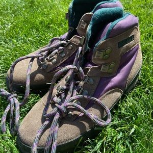 Vintage Timberland hiking boots
